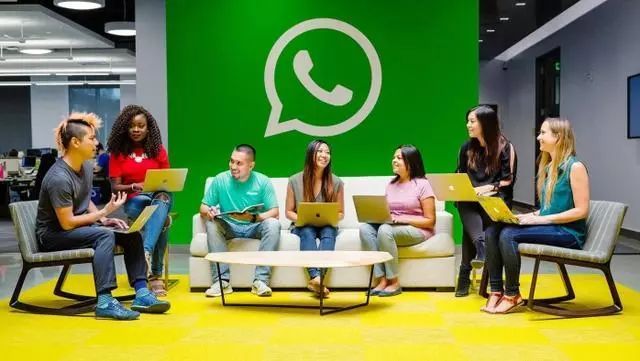 WhatsApp 是收费的吗？